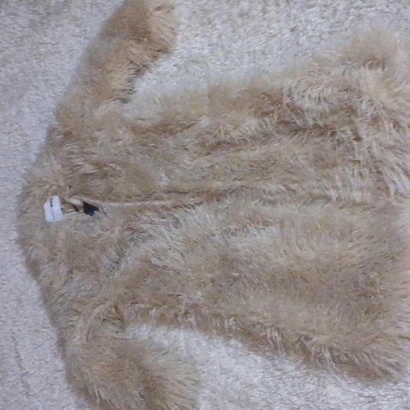 NWT FAUR FUR COAT - Picture 6 of 6